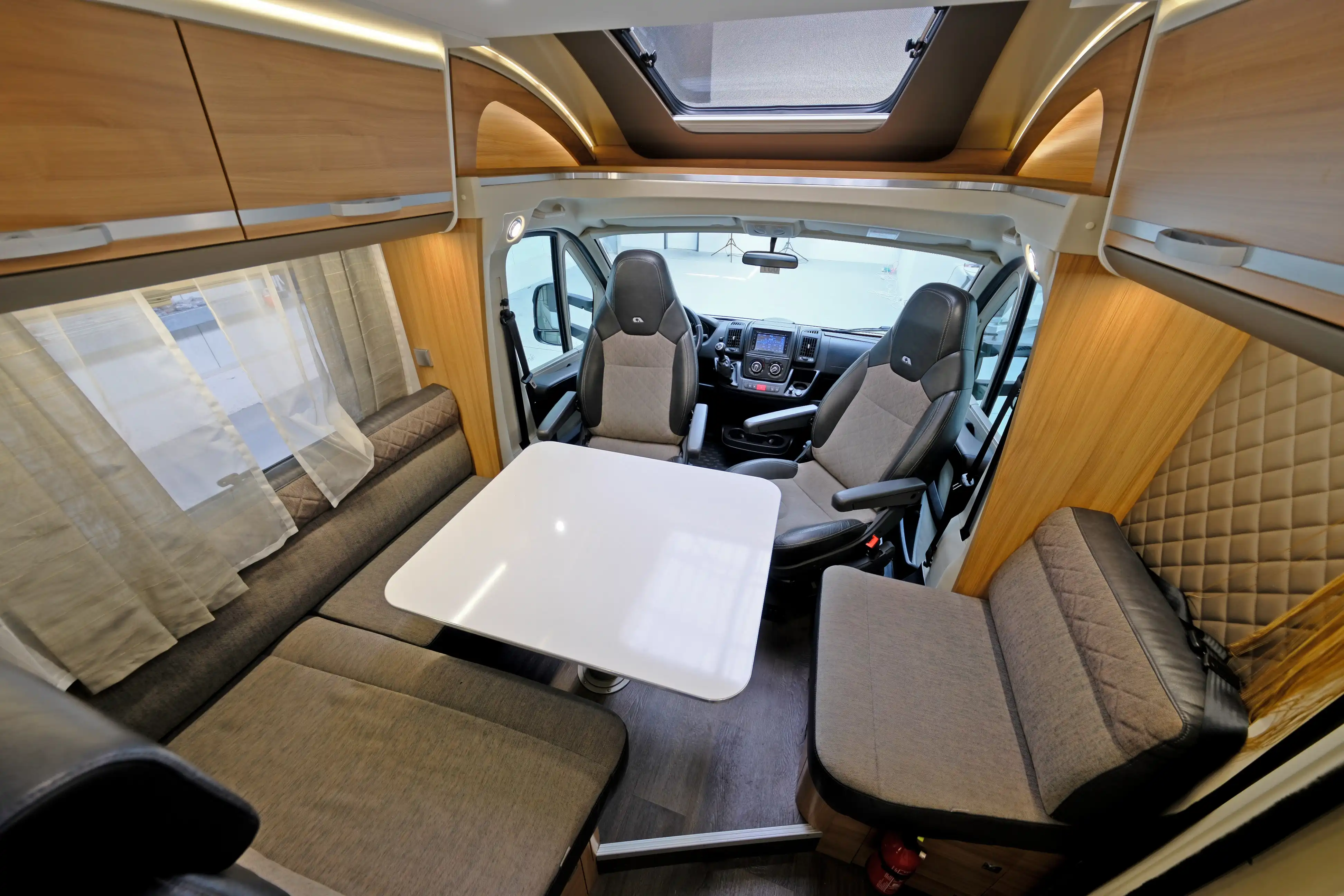 ADRIA Matrix M 670 SL